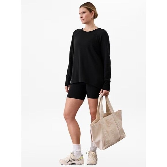 ATHLETA Coaster Luxe Recover Sweatshirt M Black Long Relax Soft Pullover EUC A1 - Picture 1 of 6